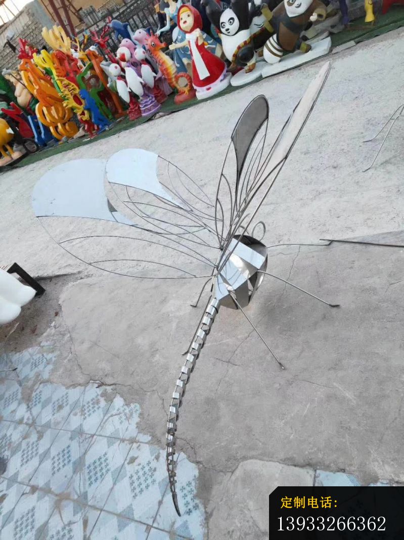 园林不锈钢艺术蜻蜓雕塑_799*1066