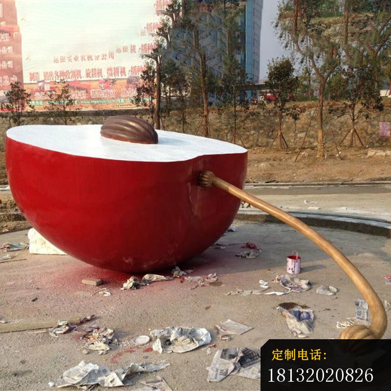 不锈钢半块苹果雕塑 (1)_800*800