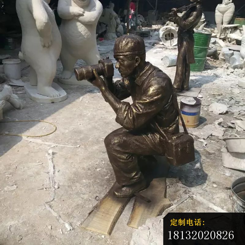 铜雕户外照相人物雕塑_800*800