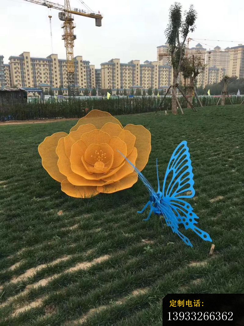 户外不锈钢铁艺景观雕塑_799*1066