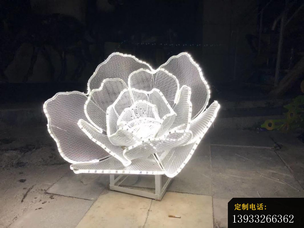 镂空不锈钢玫瑰花雕塑_1066*799