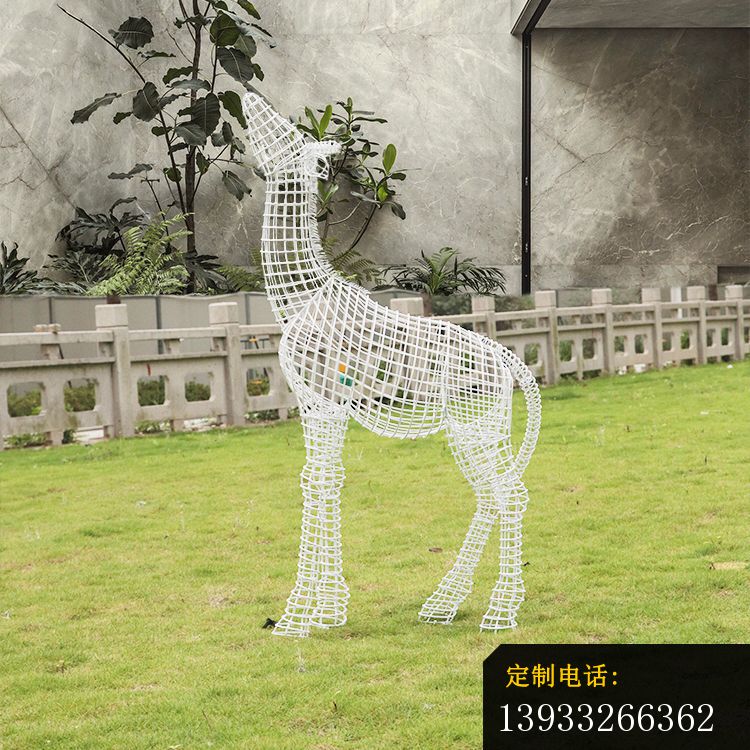 创意不锈钢镂空长颈鹿雕塑_750*750