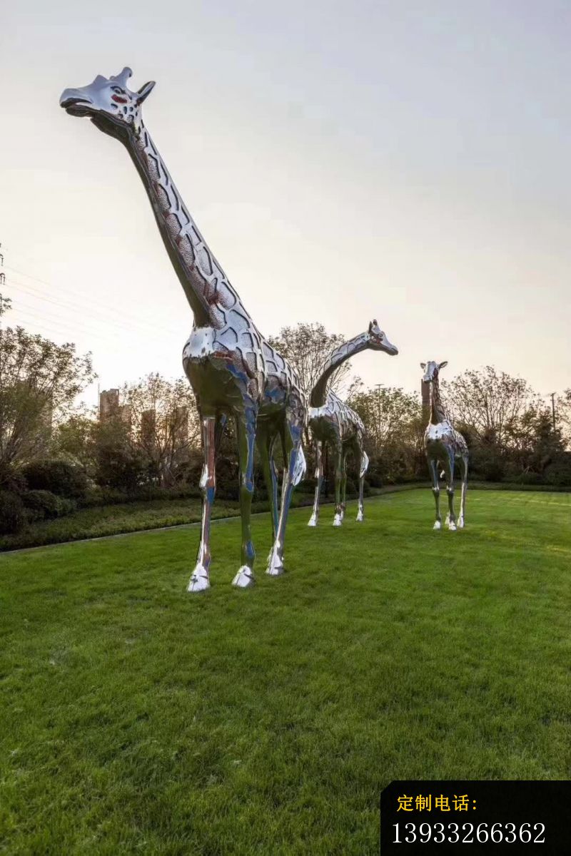 园林长颈鹿不锈钢雕塑_800*1200