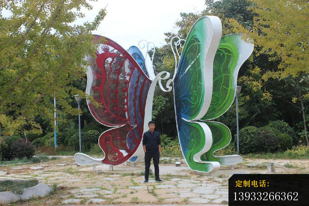 公园不锈钢抽象彩色蝴蝶雕塑_1024*682