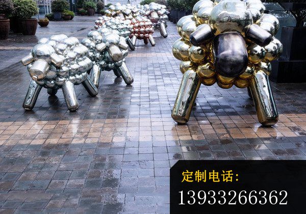 商场不锈钢抽象小羊肖恩雕塑_600*420