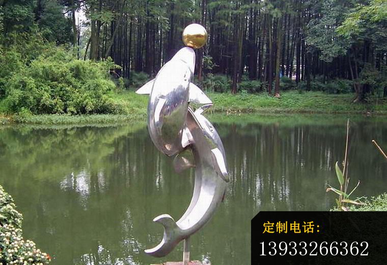 园林不锈钢顶球海豚雕塑_760*522