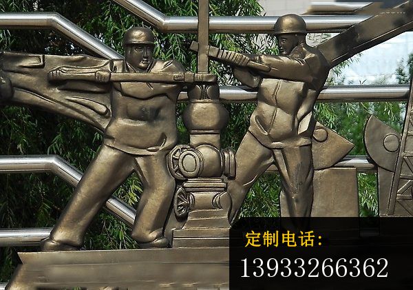 户外不锈钢工人雕塑_600*421