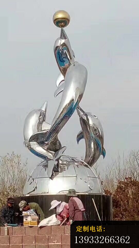 公园不锈钢动物海豚顶球雕塑_540*960
