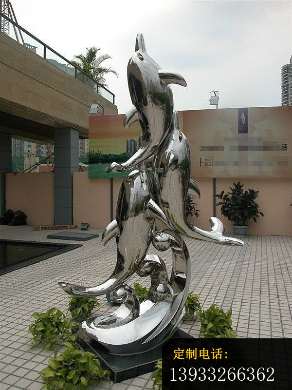 创意不锈钢跳跃的海豚雕塑_600*800