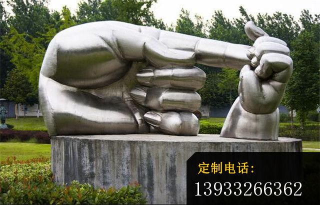公园不锈钢小手拉大手景观雕塑_640*411