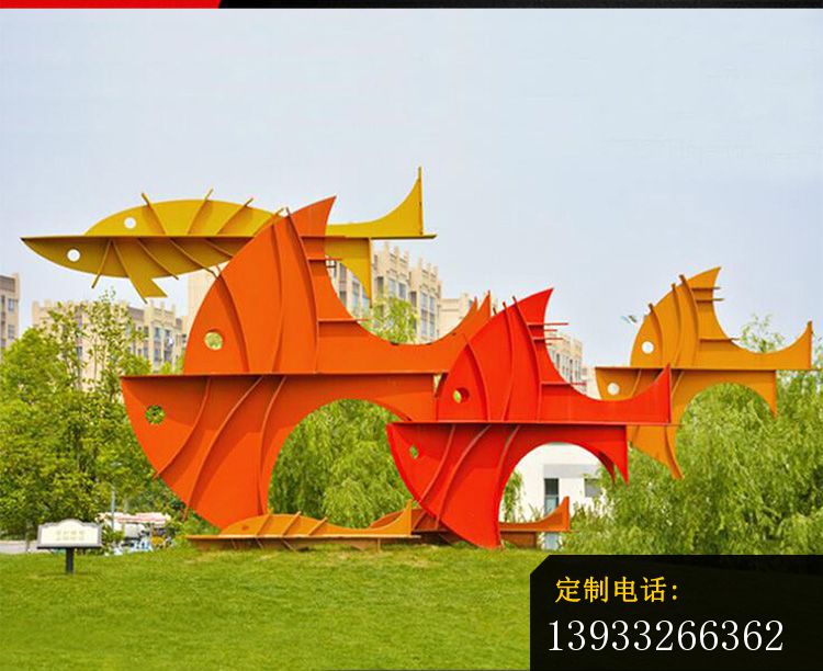 公园大型不锈钢鲤鱼造型雕塑_750*612