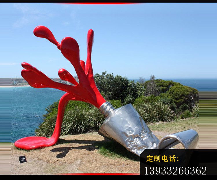 海边不锈钢油漆雕塑_750*622