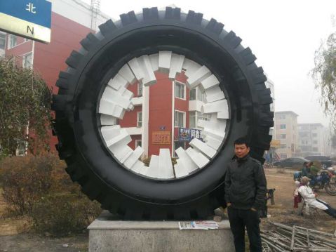 不锈钢装饰轮胎景观雕塑