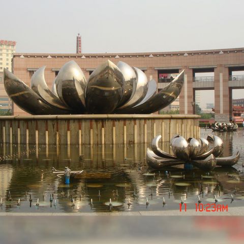   无锡不锈钢莲花雕塑 