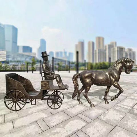 铸铜广场马车雕塑