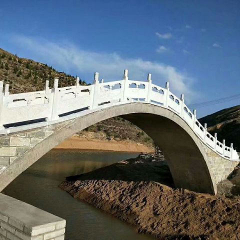 珠海景区汉白玉拱桥雕塑