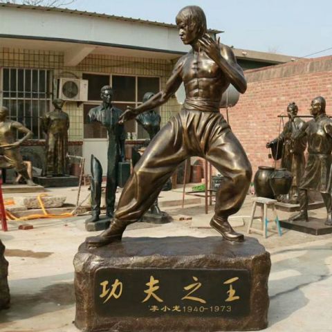 功夫之王李小龙铜雕