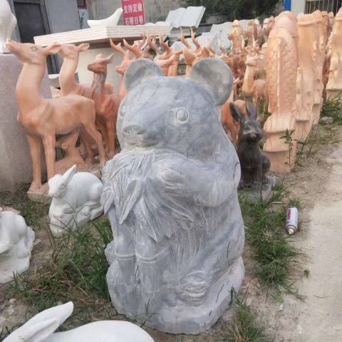 榆林青石动物熊猫雕塑