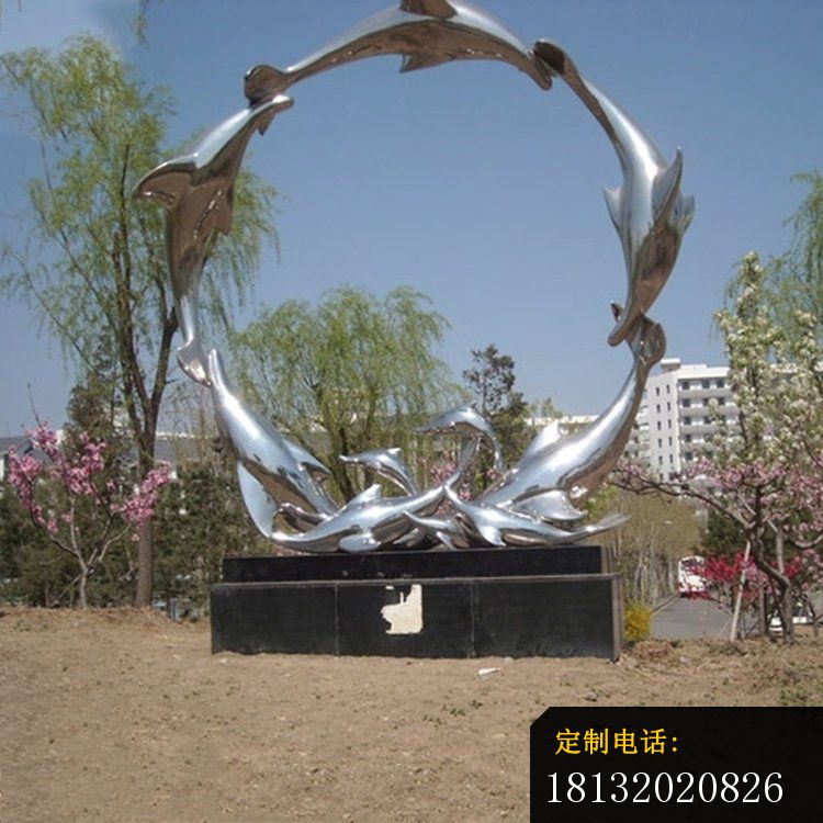 不锈钢绕圈的海豚雕塑_750*750
