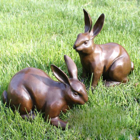 公园动物兔子铜雕