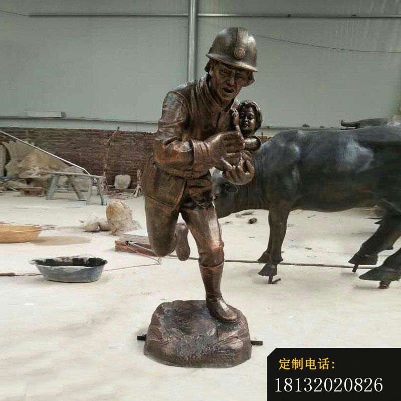 灭火救人的消防员铜雕 (3)_800*800