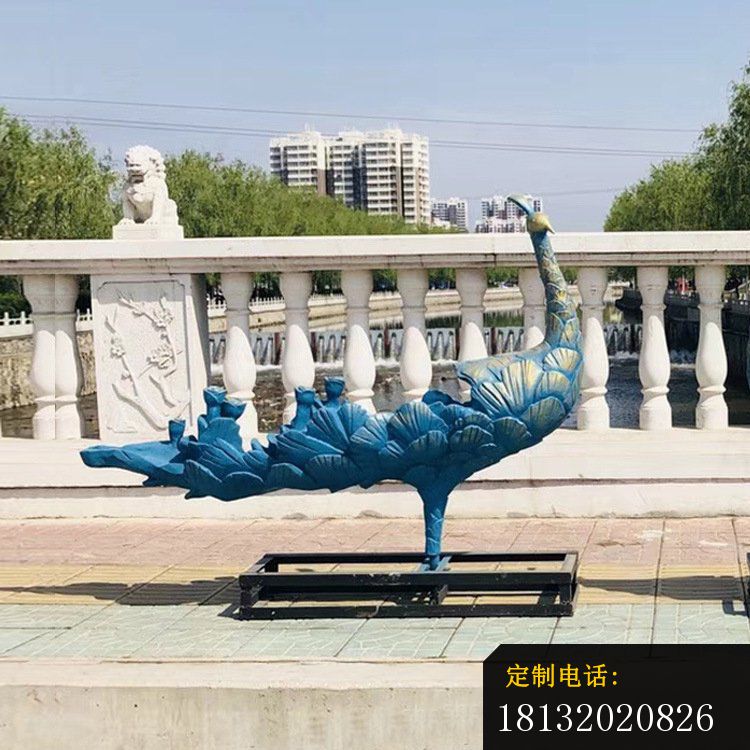 公园青铜孔雀雕塑_750*750