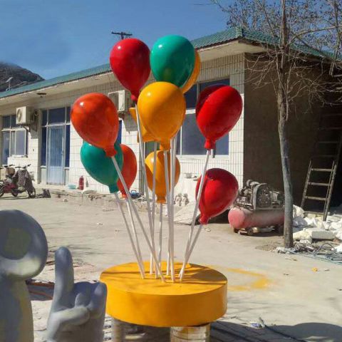 玻璃钢彩绘气球雕塑