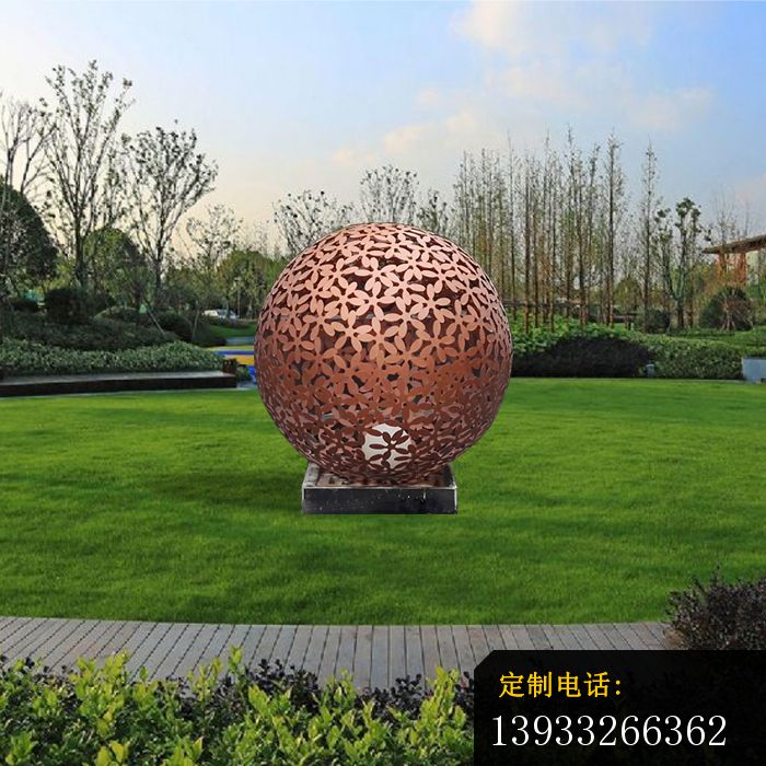 不锈钢草坪景观镂空球雕塑_700*700