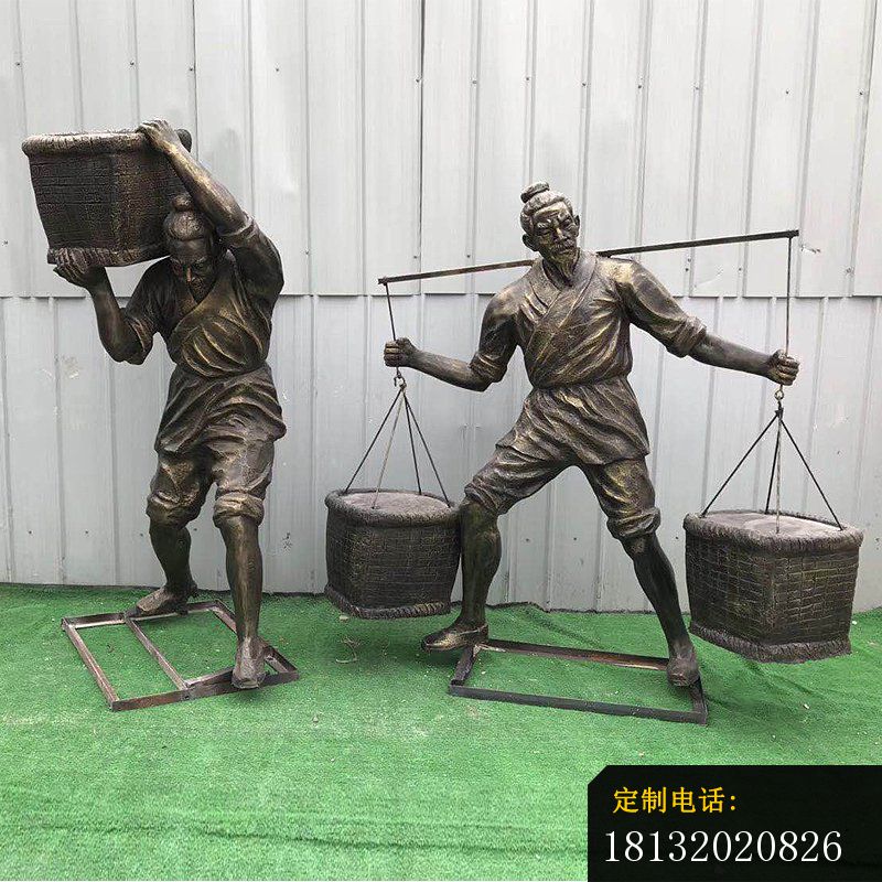 扛粮食人物铜雕_800*800