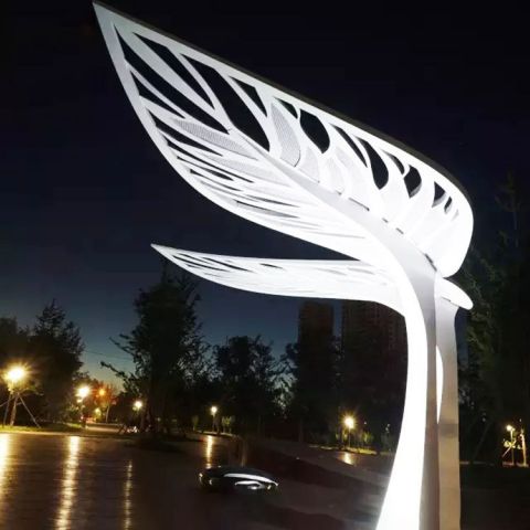 不锈钢大型镂空树叶雕塑