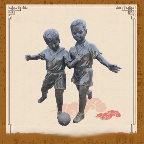 公园人物踢足球儿童铜雕