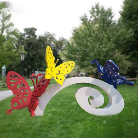 不锈钢抽象喷漆蝴蝶雕塑